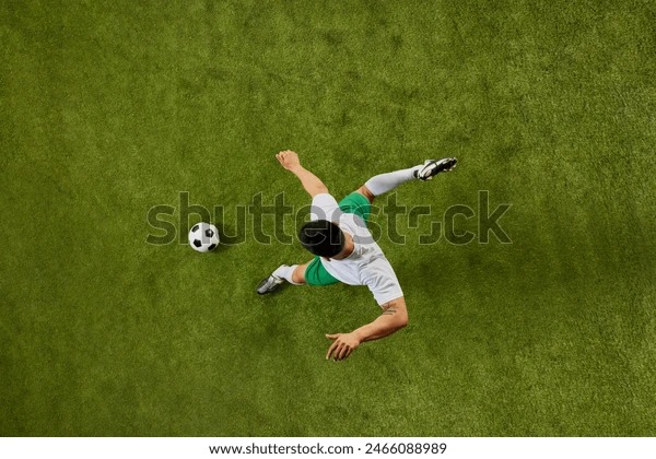 阿劳霍抵达巴萨总部即将续约 新合同2031年到期