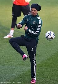 两大超巨会去哪？字母哥和浓眉大概率暂时留队 争冠队没筹码完成交易