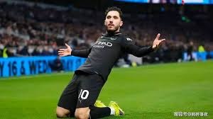 欧联杯：勒沃库森4-0横扫罗马，赛季不败延续